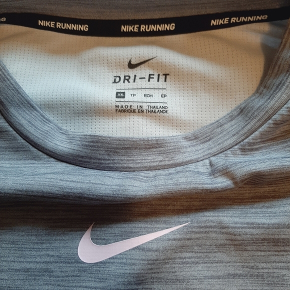 Nike Pacer Graphic Running Long Sleeve - Picture 6 of 6